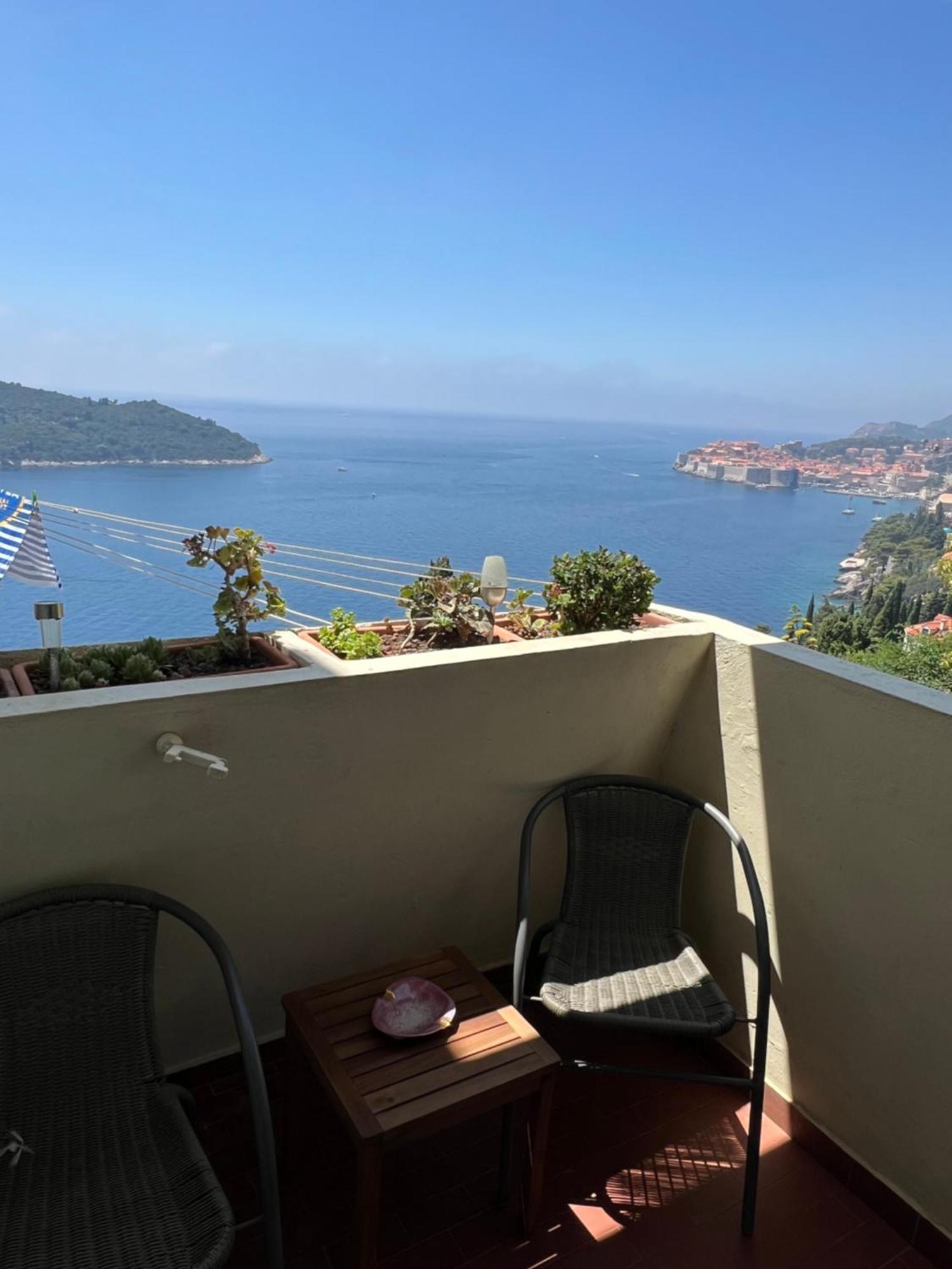 La Casa De Nona - Terrace With Panoramic View Lägenhet Dubrovnik Exteriör bild