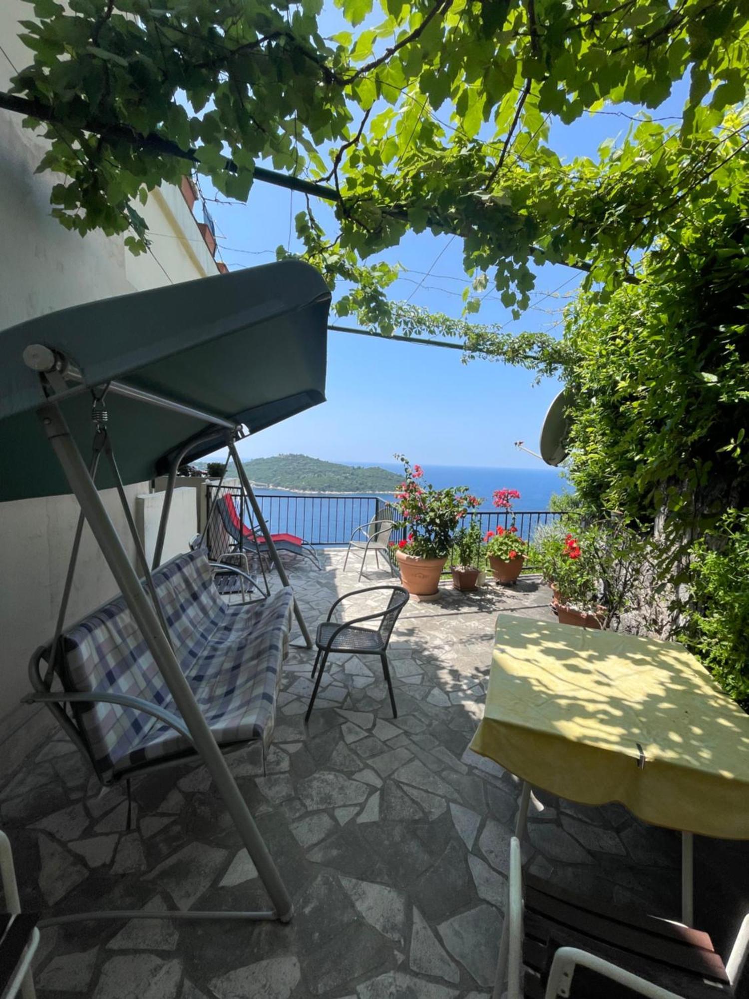 La Casa De Nona - Terrace With Panoramic View Lägenhet Dubrovnik Exteriör bild